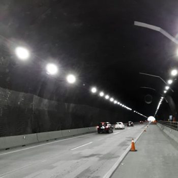 Luminária LED para túnel
